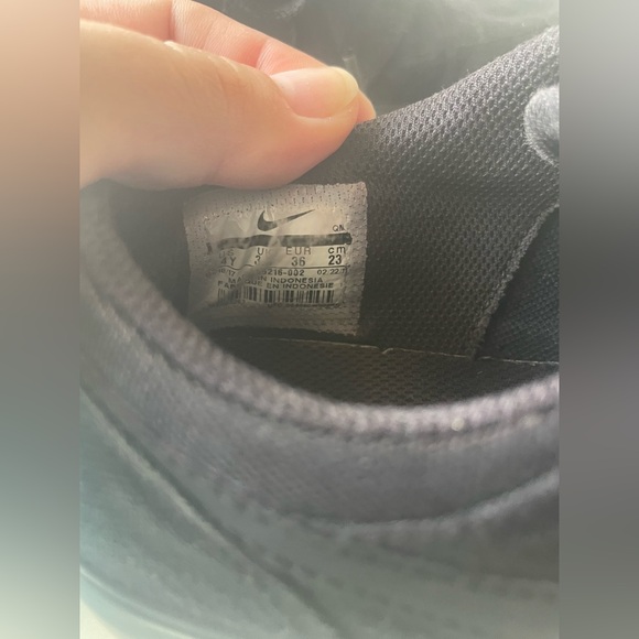 Nike SB Portmore - Black Canvas Sneakers - Size 4 US / 36 EU - Picture 7 of 11